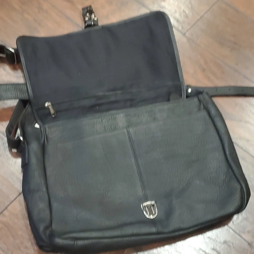 L.L.BEAN Mens breifcase messenger